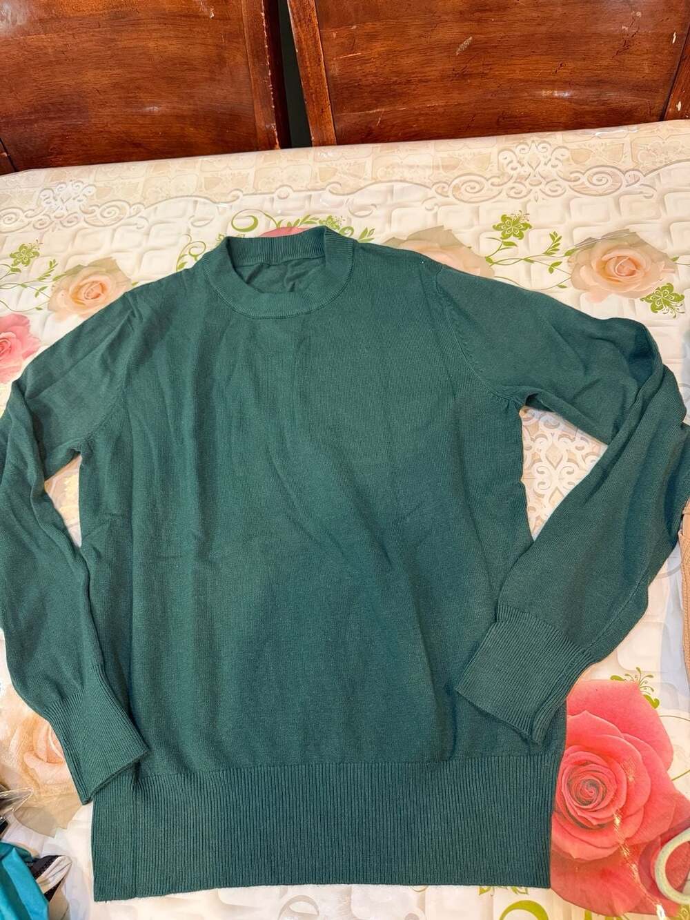 Amazon Essentials Mens Crewneck Sweater (Available in Plus Size medium), Dark Gr